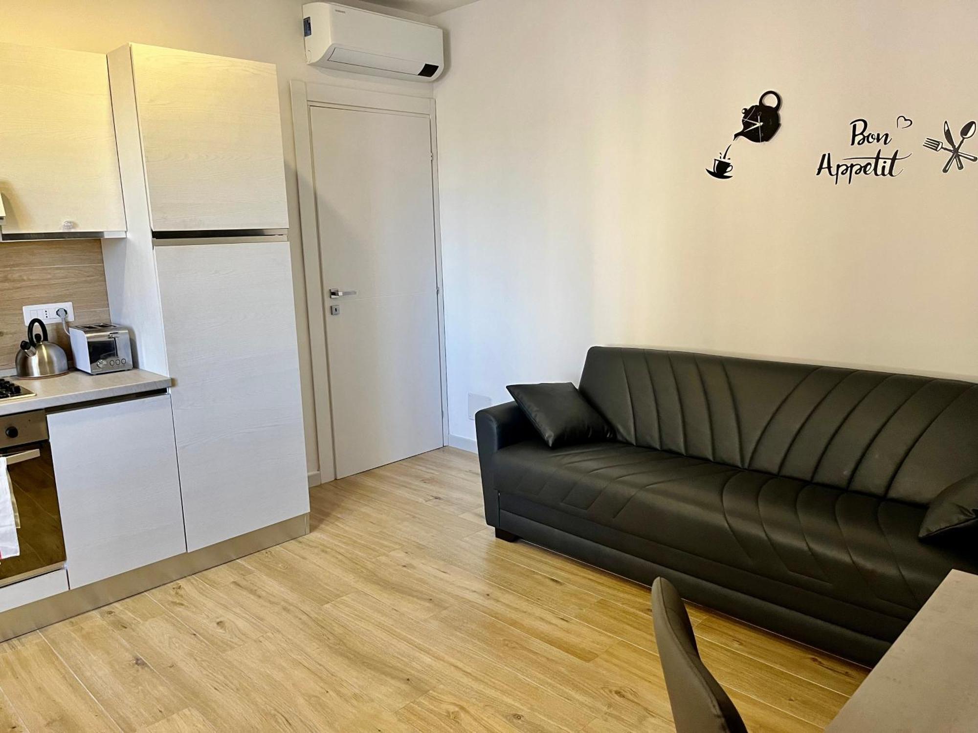 Solemar Apartments Kennedy Alghero Bagian luar foto