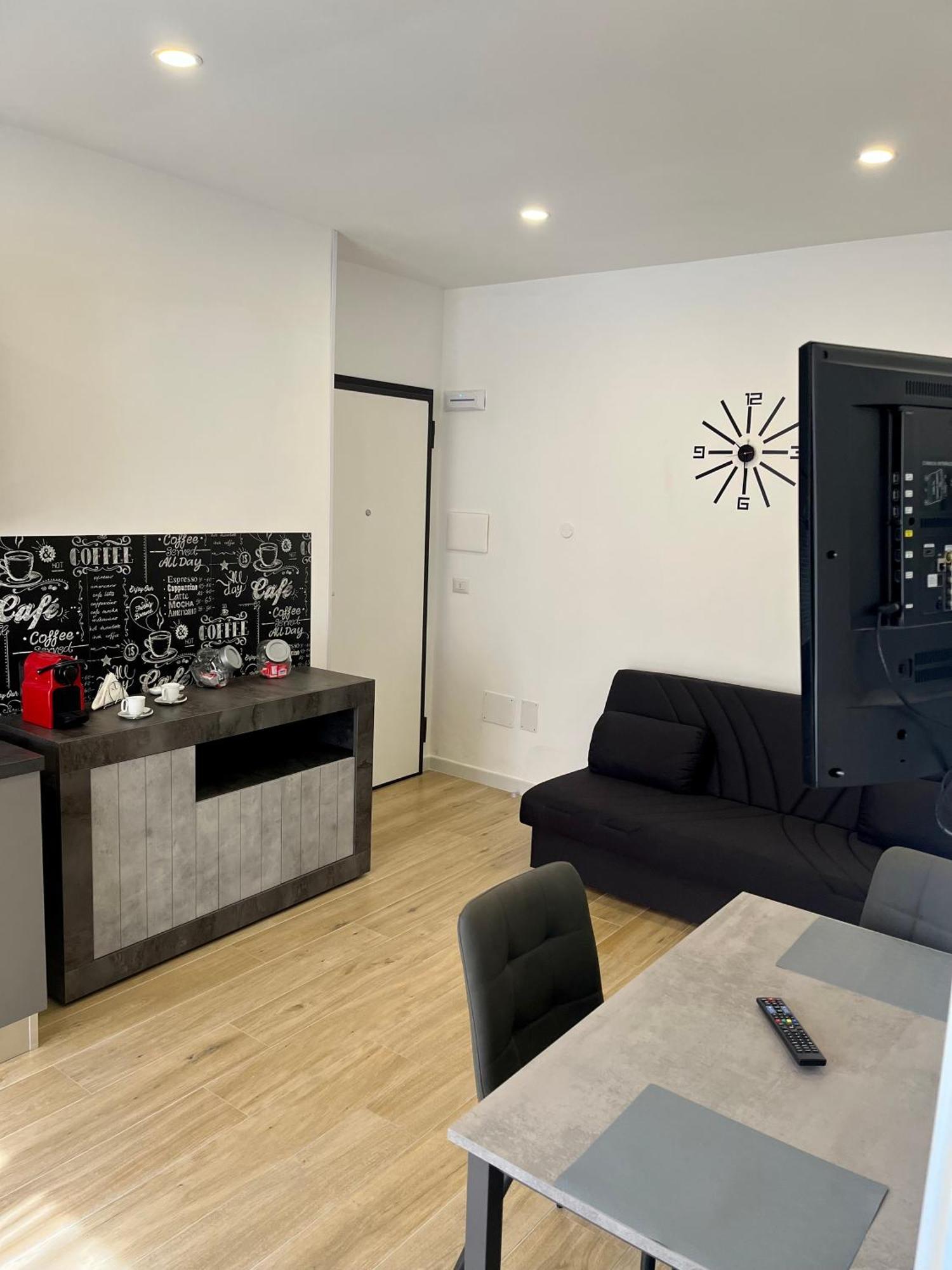 Solemar Apartments Kennedy Alghero Bagian luar foto